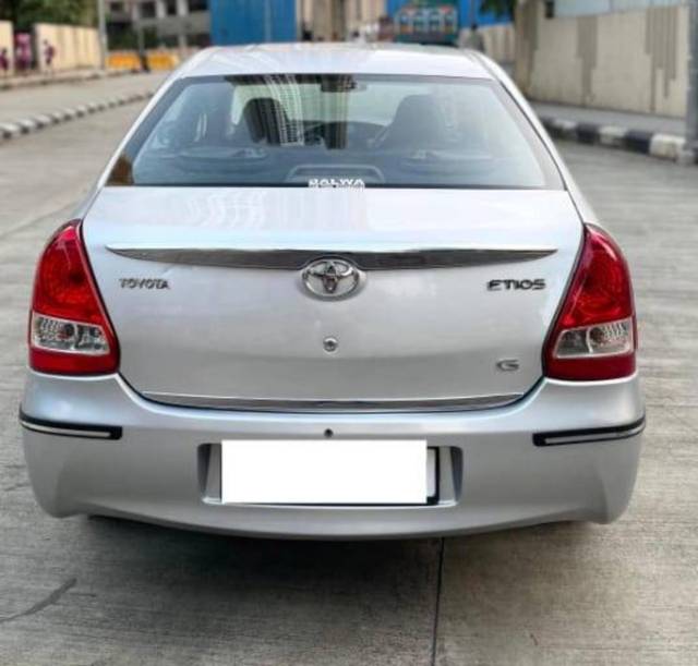 https://images10.gaadi.com/usedcar_image/4608110/original/processed_2a2e751133d6ac72414b18b5f0100832.jpeg?imwidth=6401