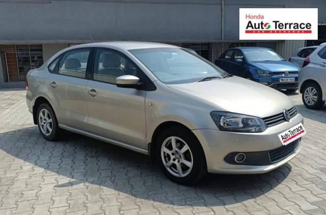 https://images10.gaadi.com/usedcar_image/4608123/original/857226f54fbbf5feb8f86fed7d4698aa.jpeg?imwidth=6400