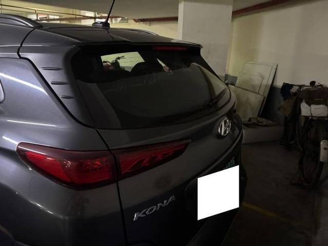 https://images10.gaadi.com/usedcar_image/4608126/original/processed_e29be1de-eddc-4787-b565-c18ff54b1250.jpeg?imwidth=6402