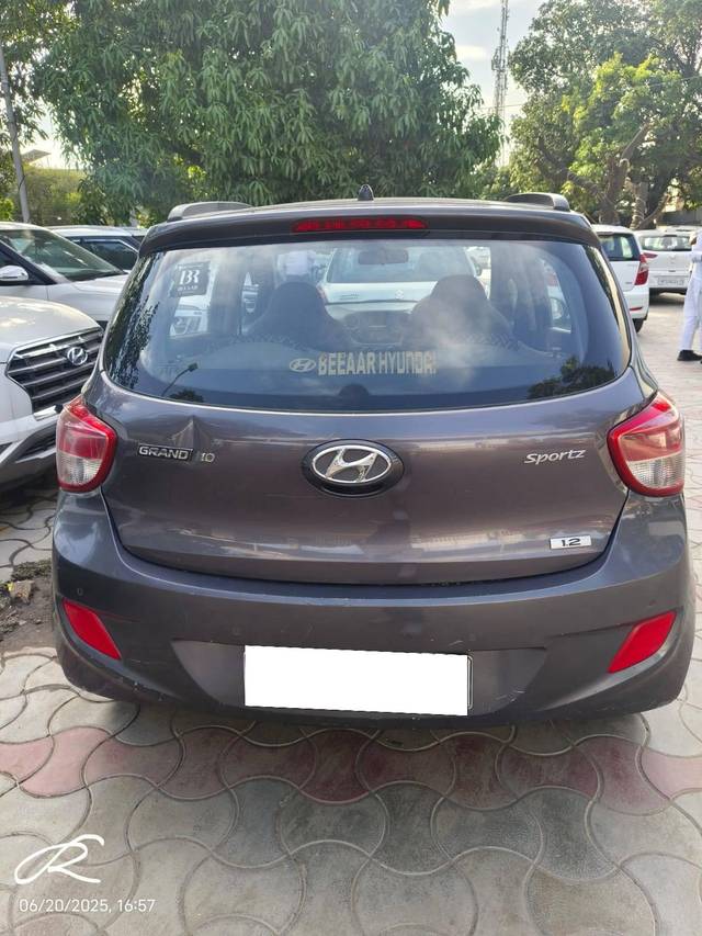 https://images10.gaadi.com/usedcar_image/4608128/original/processed_17b52a3cd9a11a711c58f303f1d02983.jpg?imwidth=6401