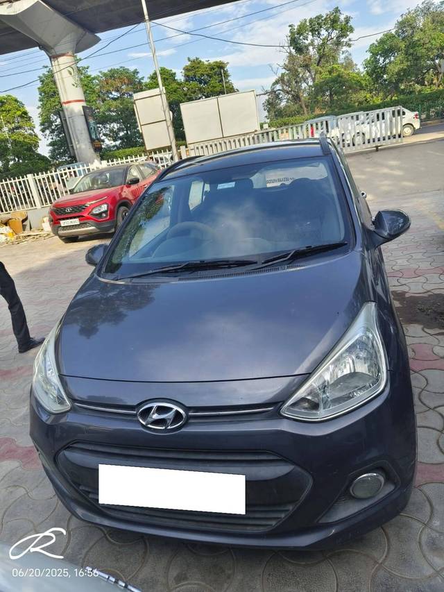 https://images10.gaadi.com/usedcar_image/4608128/original/processed_3da4764a6959971c080bb9d9163f694d.jpg?imwidth=6400