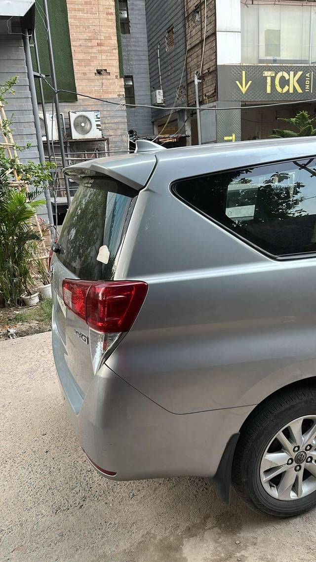 https://images10.gaadi.com/usedcar_image/4608208/original/processed_863f807bab8e2ba9456147d23739f1ce.jpg?imwidth=6402