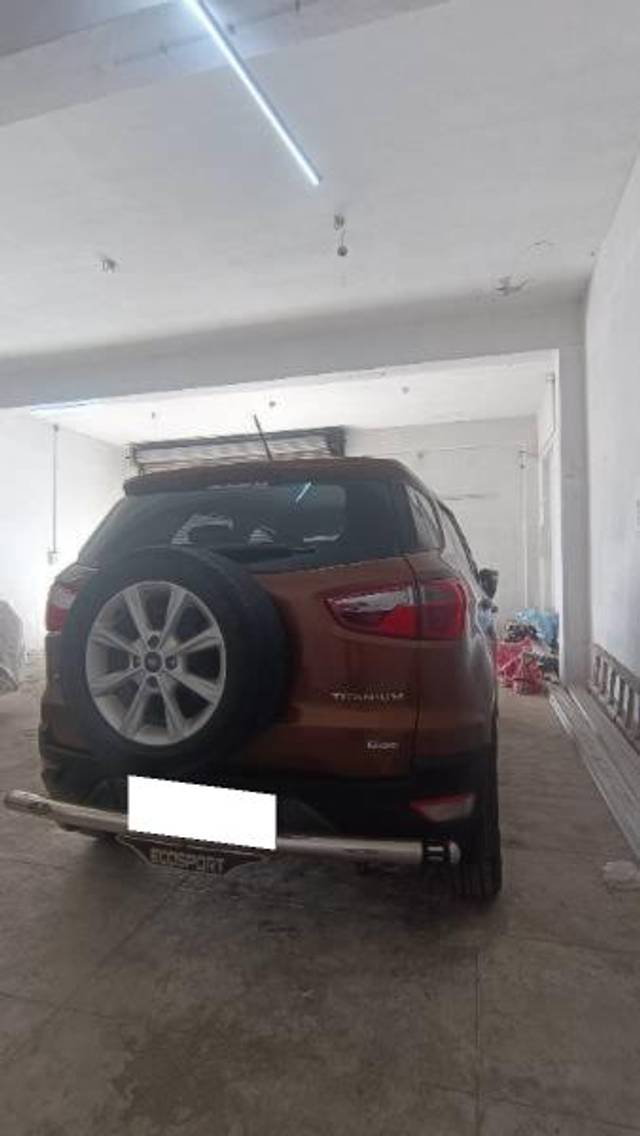 https://images10.gaadi.com/usedcar_image/4608227/original/processed_a5f4579a-ffd2-4b2f-8c17-f690e2db5f7a.jpg?imwidth=6401