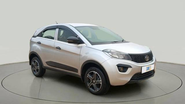 https://images10.gaadi.com/usedcar_image/4608243/original/0dc501d99e51c1ba65956d31fc96136e.jpg?imwidth=6400