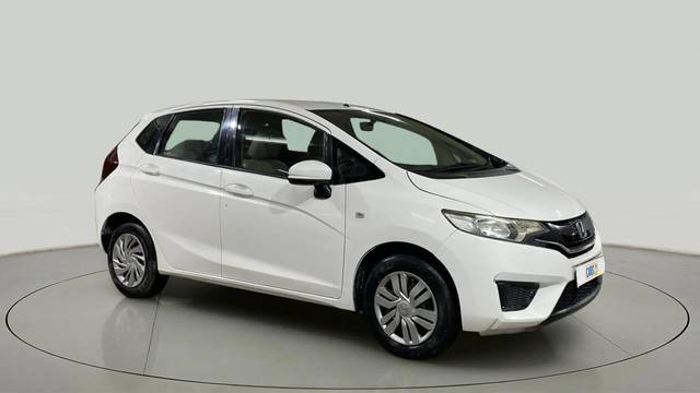 https://images10.gaadi.com/usedcar_image/4608254/original/0abc4b972c18006cf43a37251a22033b.jpg?imwidth=6400