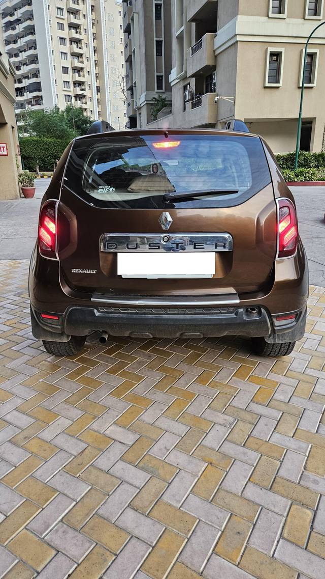 https://images10.gaadi.com/usedcar_image/4608263/original/processed_102cc785843fd7a43f0f5c9a83b6fbf2.jpg?imwidth=6402