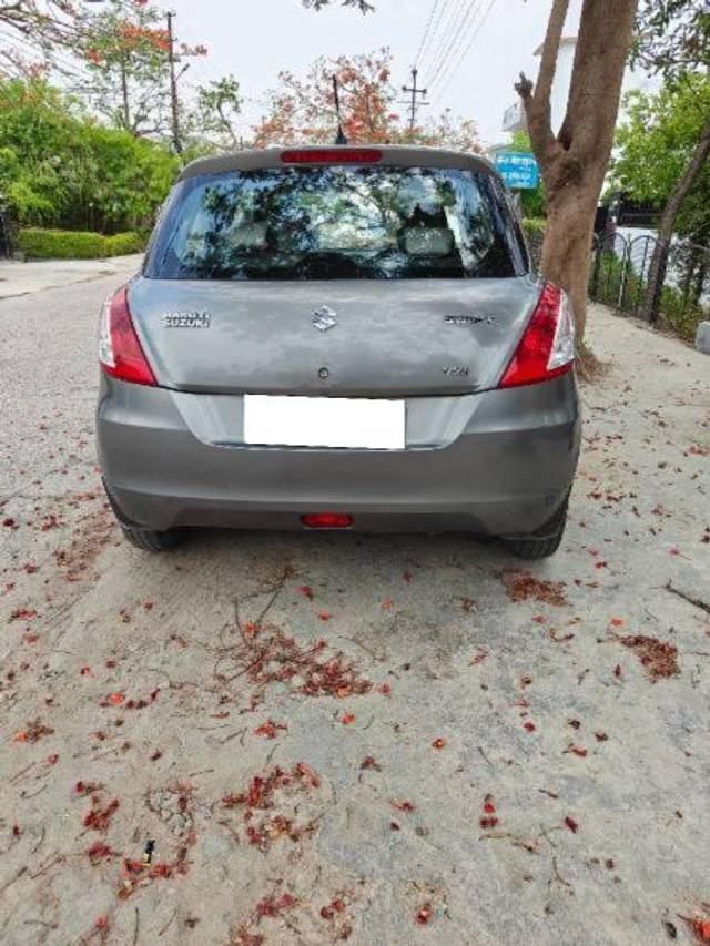 https://images10.gaadi.com/usedcar_image/4608267/original/processed_1b73ad3b-ebf9-44b5-98c8-f2e2d7e0d193.jpg?imwidth=6401