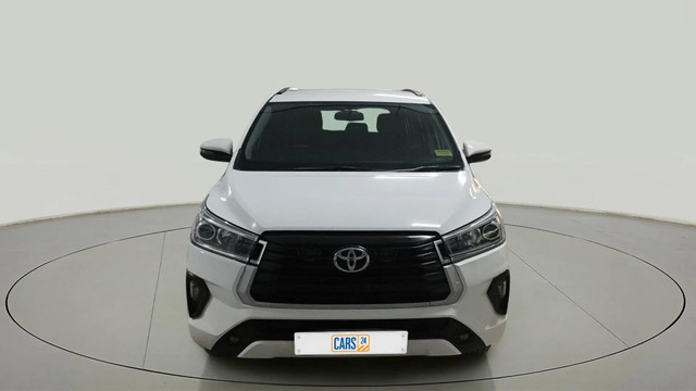 Second-hand 2021 Toyota Innova Crysta 2.4 VX 8 STR for sale in Lucknow-7