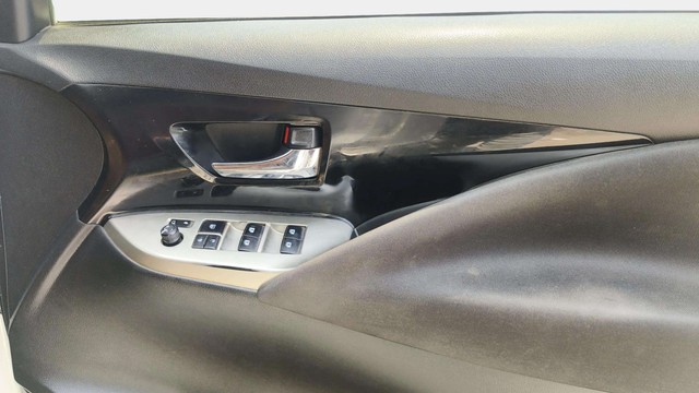 Second-hand 2021 Toyota Innova Crysta 2.4 VX 8 STR for sale in Lucknow-17