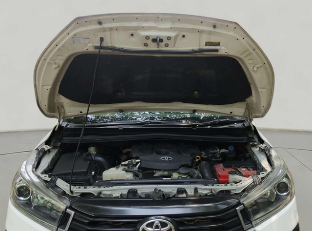 Second-hand 2021 Toyota Innova Crysta 2.4 VX 8 STR for sale in Lucknow-9