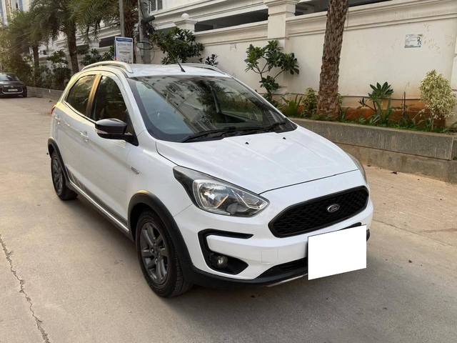 https://images10.gaadi.com/usedcar_image/4608303/original/processed_ea226e30aceb4f4f9001e87ee4795dea.jpg?imwidth=6400