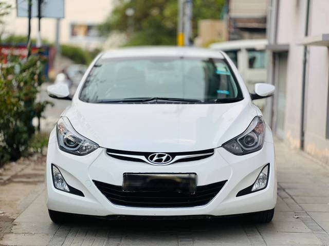 https://images10.gaadi.com/usedcar_image/4608322/original/processed_6f45d22403df4ba19f83b566464f8931.jpg?imwidth=6401