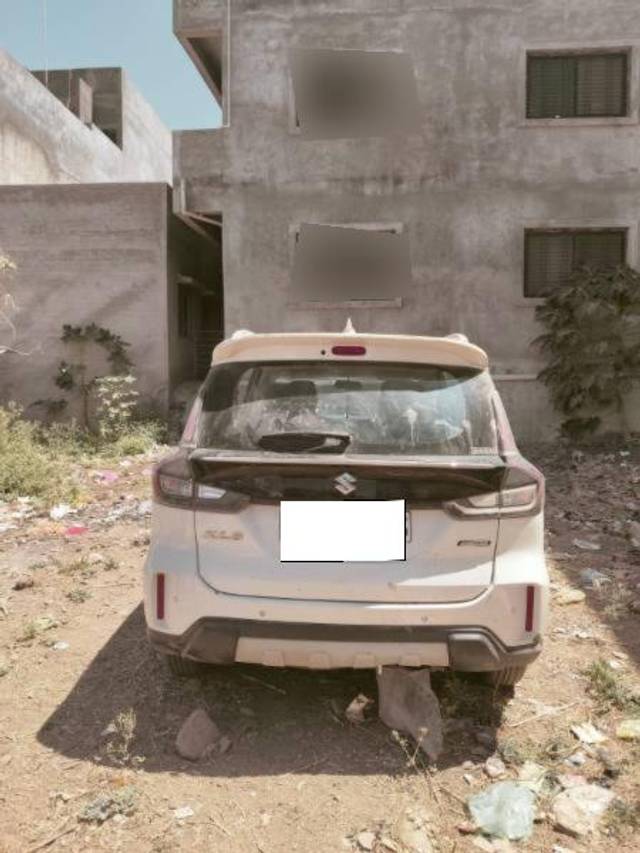 https://images10.gaadi.com/usedcar_image/4608325/original/processed_e642c1da-9932-4e20-b0d6-f51d6137207e.jpg?imwidth=6400