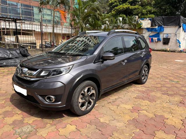 https://images10.gaadi.com/usedcar_image/4608360/original/4d9514fded7da104bf3b0877877ebb2b.jpg?imwidth=6400