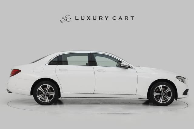 https://images10.gaadi.com/usedcar_image/4608361/original/processed_25d2e71154ad155efd92b0603abb69c5.jpg?imwidth=6401