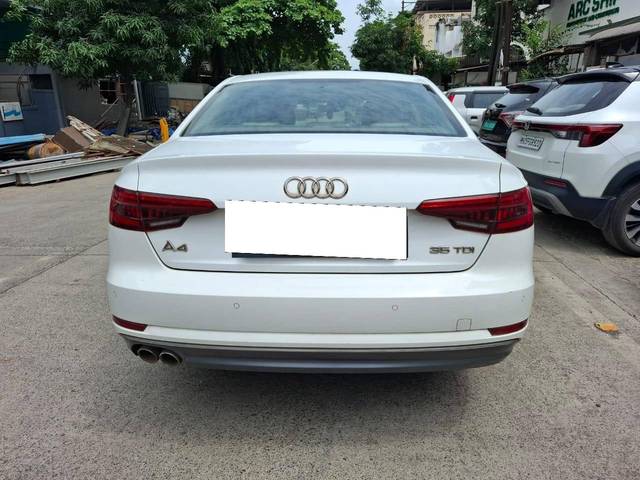 https://images10.gaadi.com/usedcar_image/4608375/original/processed_79937cf4f7a84edfd0def6f28f830a35.jpg?imwidth=6401