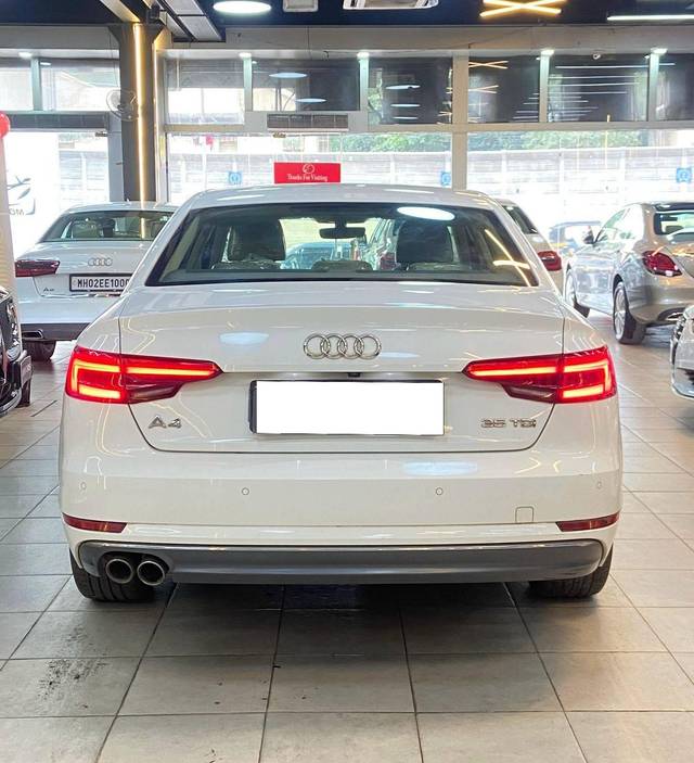 https://images10.gaadi.com/usedcar_image/4608375/original/processed_854edeab4317dc61cf4890e86ee79aec.jpg?imwidth=6401
