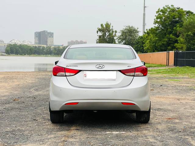 https://images10.gaadi.com/usedcar_image/4608380/original/processed_ed5f412ea28f4ad79358455d04e8b4c0.jpg?imwidth=6402