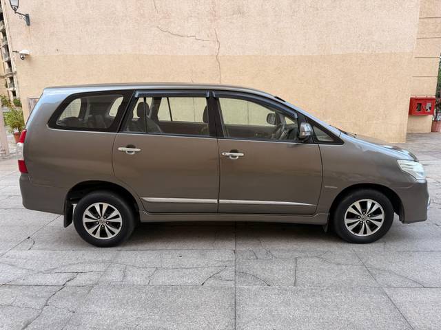 https://images10.gaadi.com/usedcar_image/4608386/original/2829c6530a575911a2c4141e8307552f.jpg?imwidth=6401