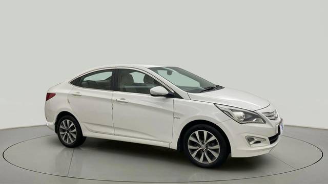https://images10.gaadi.com/usedcar_image/4608403/original/f3a2c697099a10e91aaa47f629e2f271.jpg?imwidth=6400