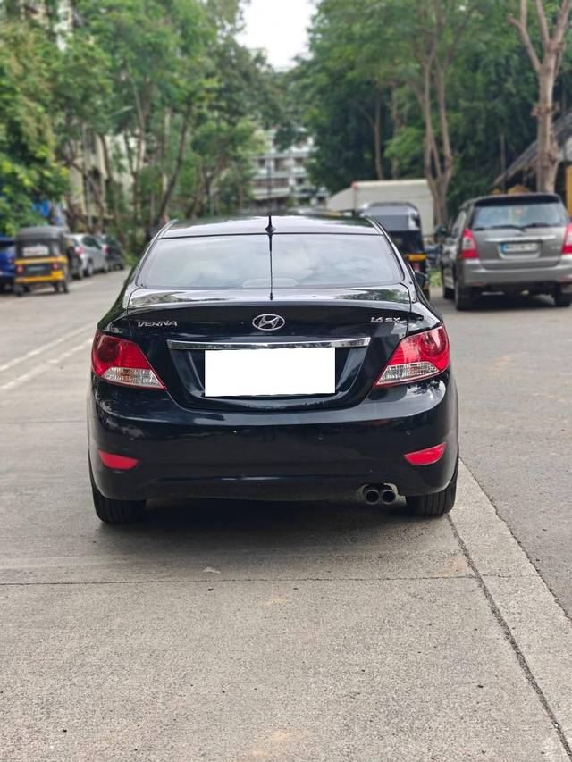 https://images10.gaadi.com/usedcar_image/4608411/original/processed_8bd6bf5cab48cbc4af9686210f83cf4b.jpg?imwidth=6402
