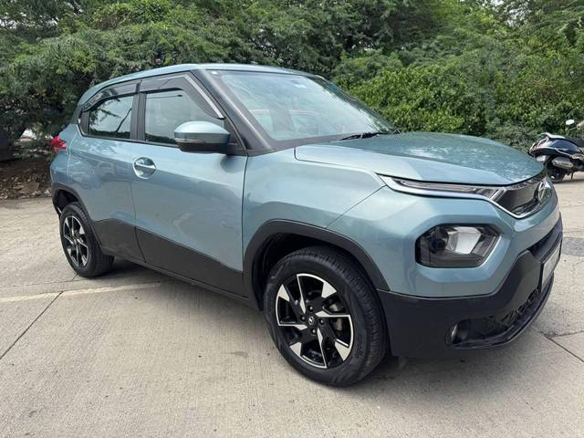 https://images10.gaadi.com/usedcar_image/4608413/original/processed_daf8b35cb320ae7cbfdaa2316d224314.jpg?imwidth=6400