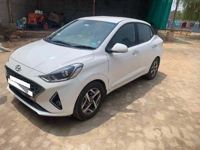 https://images10.gaadi.com/usedcar_image/4608418/original/processed_0ca28350-e4d2-48ca-aefa-7d6510b56218.jpeg?imwidth=6400