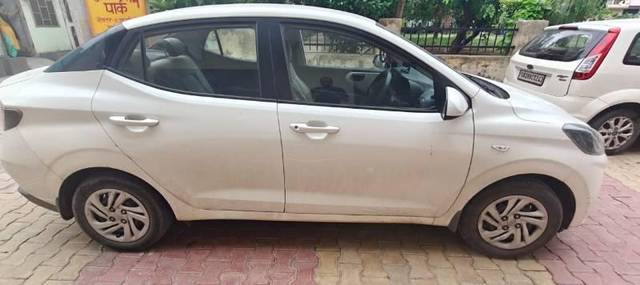 https://images10.gaadi.com/usedcar_image/4608424/original/processed_c194f96d-dfb4-42cb-9e81-359fae85625c.jpg?imwidth=6401