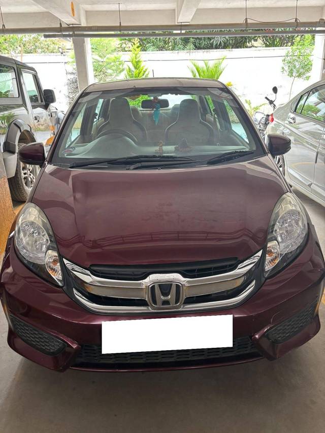 https://images10.gaadi.com/usedcar_image/4608432/original/processed_7409381e-aebf-4412-840f-a523c612ddbf.jpg?imwidth=6400