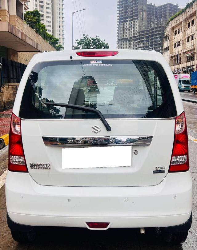 https://images10.gaadi.com/usedcar_image/4608474/original/processed_81b94d43d82414287bcab17058c5142c.jpg?imwidth=6401