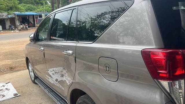 https://images10.gaadi.com/usedcar_image/4608501/original/processed_15fc22ac-eb31-4b3c-9b21-f022f1eb606f.jpeg?imwidth=6401