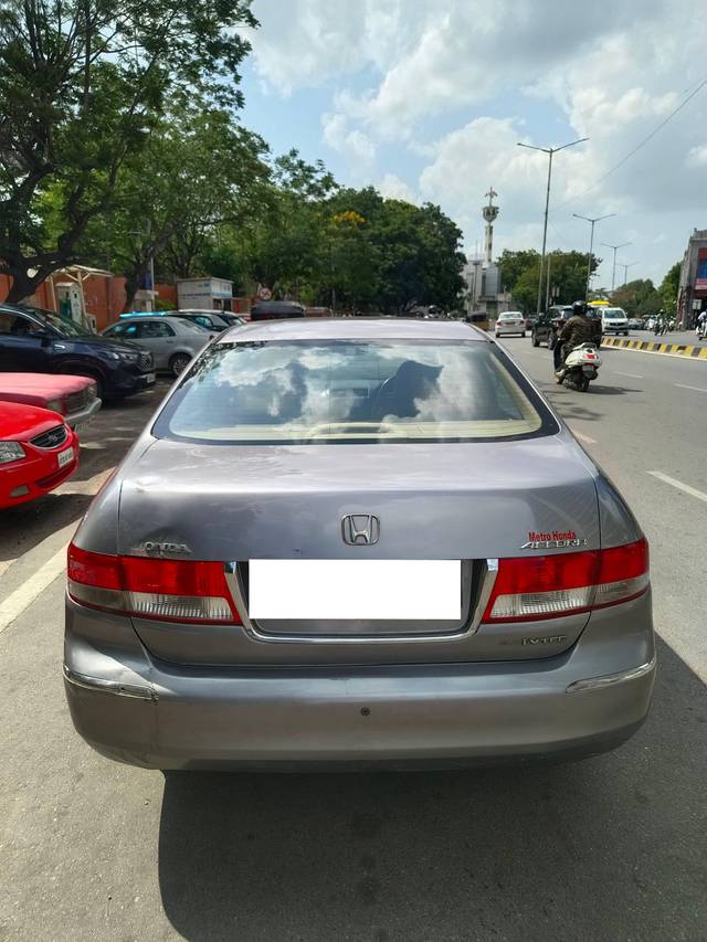 https://images10.gaadi.com/usedcar_image/4608507/original/processed_18f5f985a1648ce96d77b34b610b202d.jpg?imwidth=6401