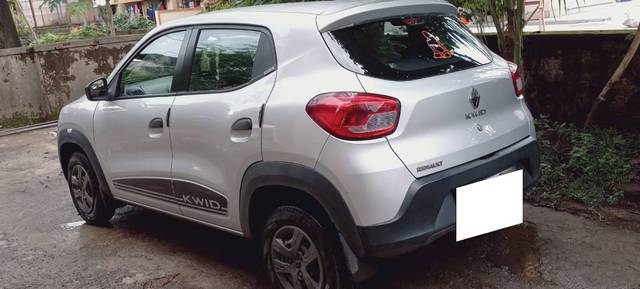 https://images10.gaadi.com/usedcar_image/4608579/original/processed_baa9ed80-2a2d-4e18-90a0-5f0715b1d13a.jpeg?imwidth=6402