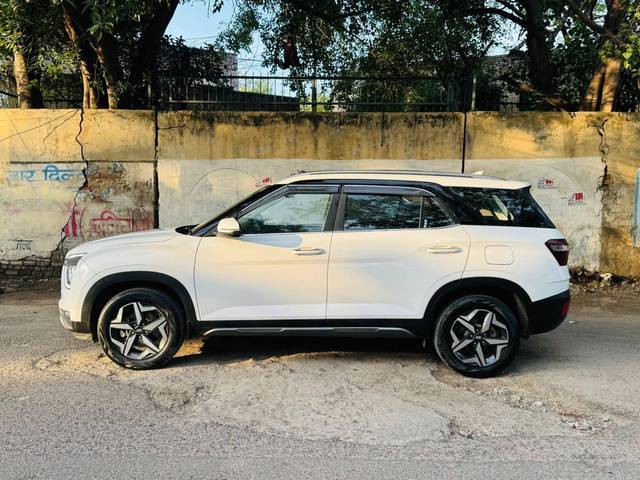 https://images10.gaadi.com/usedcar_image/4608617/original/processed_71e26eeda077936938928e63be9683ea.jpg?imwidth=6401