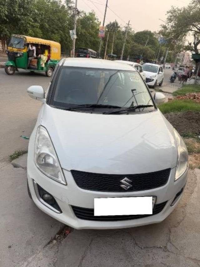 https://images10.gaadi.com/usedcar_image/4608665/original/processed_13d01996-6840-4c0d-9059-1834f7e9f0f1.jpeg?imwidth=6400