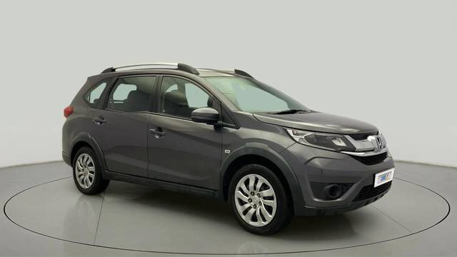 https://images10.gaadi.com/usedcar_image/4608680/original/af152c1681dec14b0461927b07579f56.jpg?imwidth=6400