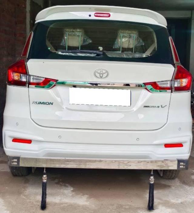 https://images10.gaadi.com/usedcar_image/4608703/original/processed_009d8cc3-fc26-4a01-bf3f-97ce781e1064.jpg?imwidth=6401