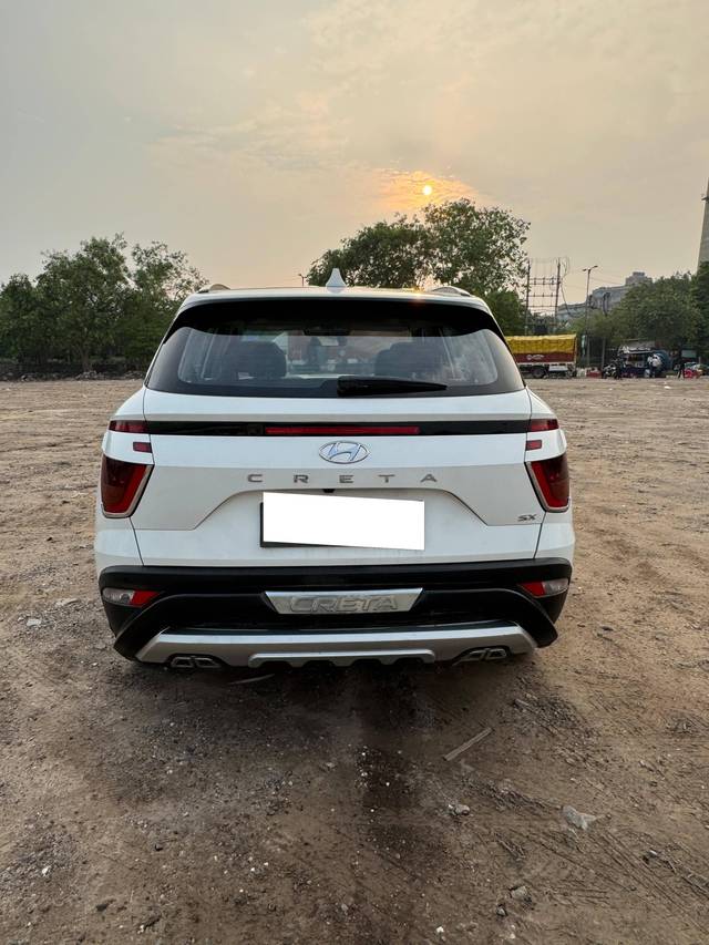 https://images10.gaadi.com/usedcar_image/4608711/original/processed_a01d97616cfde108bd530e374bf83f5e.jpg?imwidth=6401