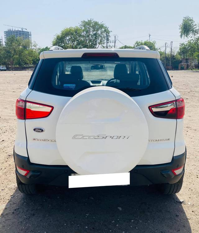 https://images10.gaadi.com/usedcar_image/4608752/original/processed_39c5ea38276e952d4f4f5fdc1dcb4e51.jpg?imwidth=6401