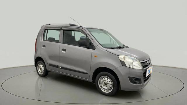https://images10.gaadi.com/usedcar_image/4608758/original/2693719545ce194915d89647c19fa718.jpg?imwidth=6400