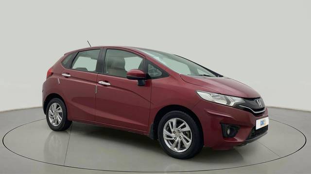 https://images10.gaadi.com/usedcar_image/4608777/original/1f98d29c48f33df8f19798910a1ab38e.jpg?imwidth=6400
