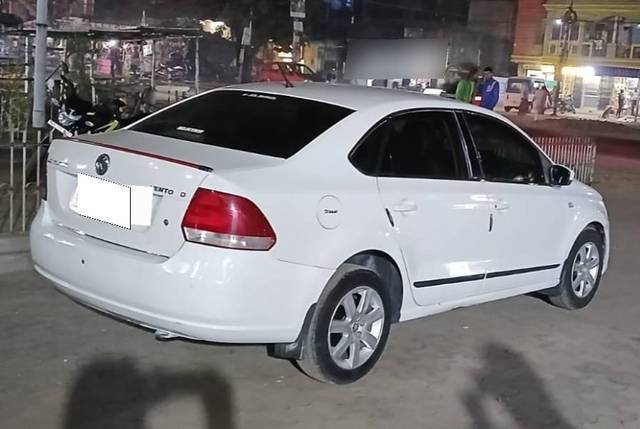 https://images10.gaadi.com/usedcar_image/4608816/original/processed_a2b5d5b4-4a62-43b3-bb1f-7babdf0396d5.jpg?imwidth=6401