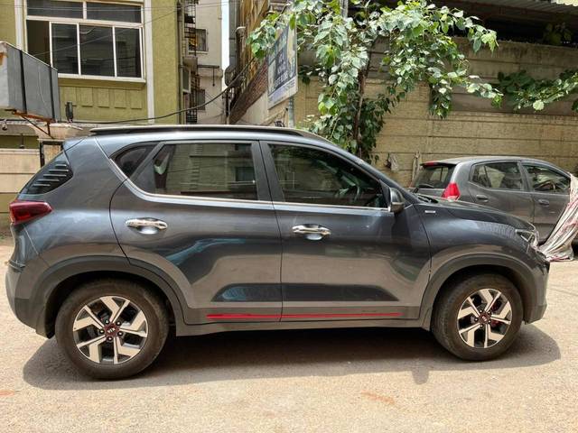 https://images10.gaadi.com/usedcar_image/4608861/original/processed_e55ac082-ffc6-46be-a682-6fe5e45f5158.jpg?imwidth=6402