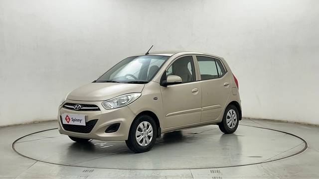 https://images10.gaadi.com/usedcar_image/4608882/original/8aadb0adea6340f6e235bc4808566ad4.JPG?imwidth=6400