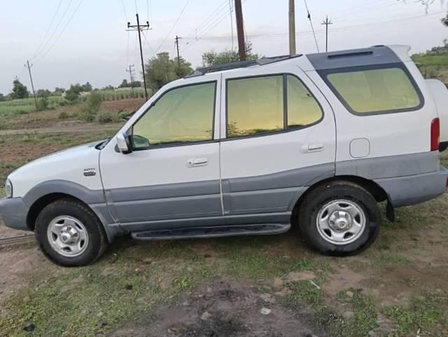 https://images10.gaadi.com/usedcar_image/4608891/original/processed_2d5adb0d-4ea3-4cda-bc4b-888ebd0b9347.jpg?imwidth=6402