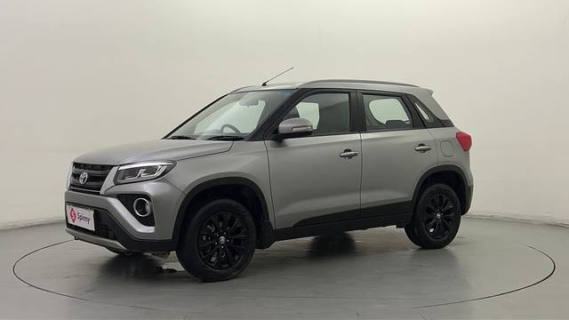 https://images10.gaadi.com/usedcar_image/4608994/original/926d8c9d0de42859b00794600ac52614.JPG?imwidth=6400