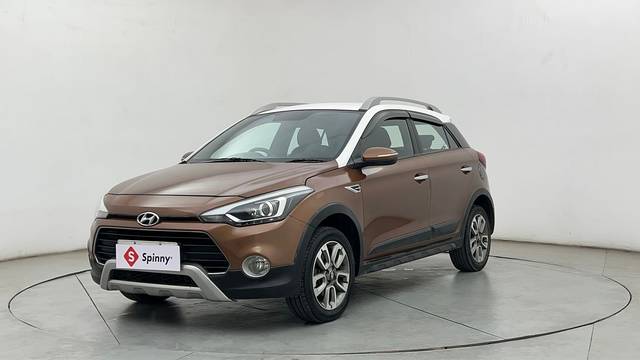 https://images10.gaadi.com/usedcar_image/4608997/original/5f2c186adac04b93a1eeaba66826d966.JPG?imwidth=6400