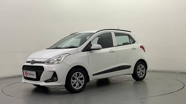 https://images10.gaadi.com/usedcar_image/4609006/original/fe247cfb5b94639aa1ddccde7d442853.JPG?imwidth=6400