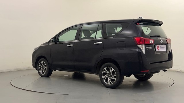 Second-hand 2022 Toyota Innova Crysta 2.4 VX MT 8 STR for sale in Gurgaon-5
