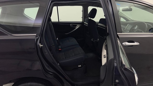 Second-hand 2022 Toyota Innova Crysta 2.4 VX MT 8 STR for sale in Gurgaon-35